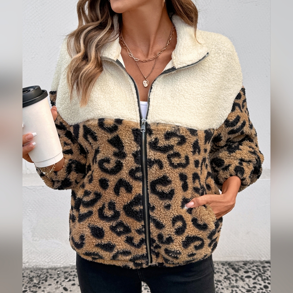 Wild Blocks Zip Jacket - Picture 3 of 13